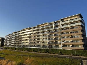 ザ・シーズンズ　グランアルト越谷レイクタウンの外観