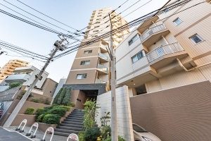 ルネ文京白山の外観