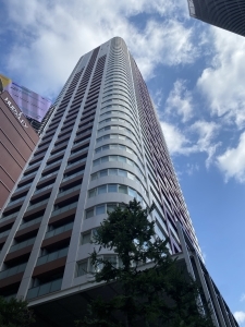 ザ・梅田タワーの外観