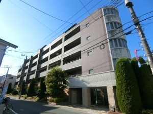 ライオンズグローベル石神井公園