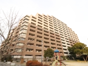 ライオンズガーデン千種アーススクエアの外観