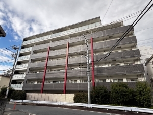 プライムエフ向ヶ丘遊園の外観