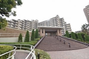 ルネ調布国領モア・クレスト