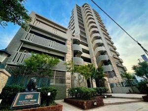 ライオンズマンション春岡壱番館の外観