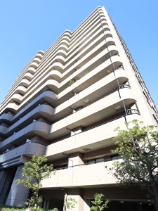 ライオンズマンション北梅田の外観