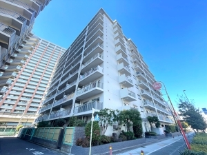 メガロン大森の外観