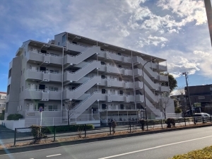 ライオンズマンション調布台の外観