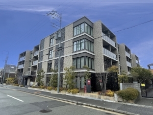 グランド・サンリヤン甲子園三番町の外観