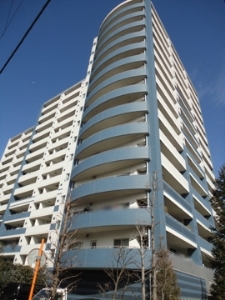 クレッセント川崎センティアの外観