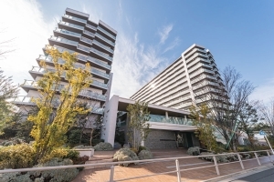 ガーデンクロス東京王子の外観