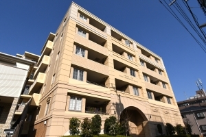 グランシティユーロレジデンス葛西の外観