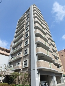 トーカンマンション天神南の外観