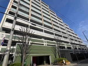 アデニウム船堀グランヴェールの外観