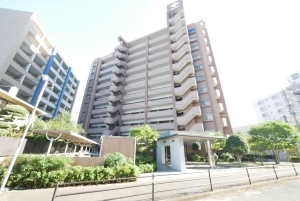 サングレート博多東弐番館