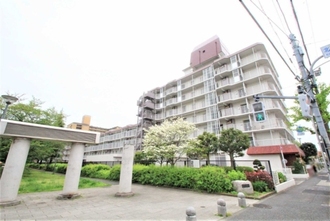 赤羽神谷サンハイツの外観