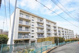 若木住宅3号棟の外観