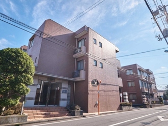 アールヴェール荻窪北の外観