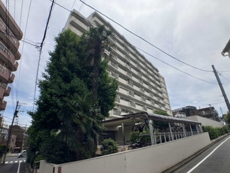 オーク荻窪マンションの外観