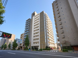 日生土地戸越マンションの外観