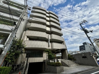 ボンラトーネ京都御所南の外観
