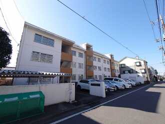 コープ野村浦和岸町の外観