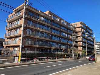 ライオンズマンション京成大久保の外観