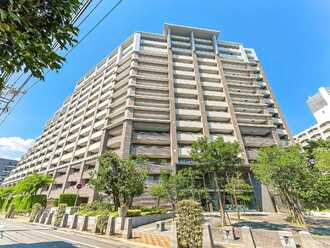 グランアルト加賀の外観