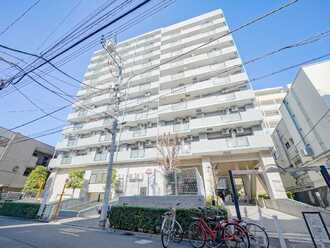 ライオンズステーションプラザ大山の外観