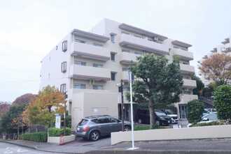 藤和ライブタウン中山3号棟の外観