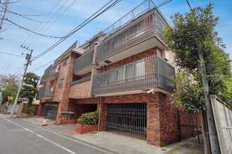 秀和内藤町レジデンスの外観