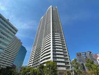 キャピタルマークタワーの外観