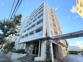 レオニス駒沢公園の外観