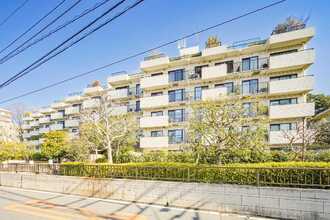 シャンボール瀬田の外観