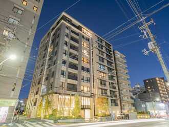 プラウド文京千石スクエアの外観