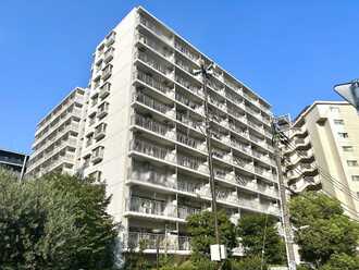 グローリア初穂御殿山の外観