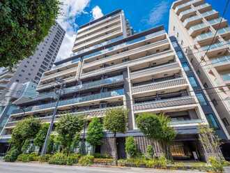 プラウド新宿牛込柳町の外観