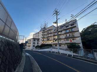 ハイツ六甲の外観