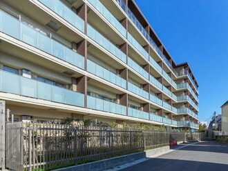 エクセレントシティ北小金の外観