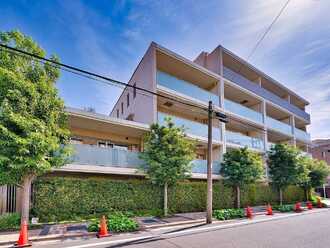 プラウド杉並和田プライベートコートの外観