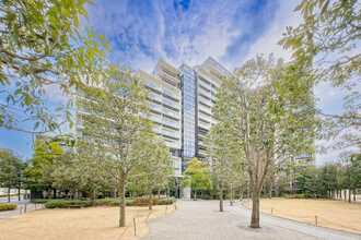 スカイティアラウエストの外観