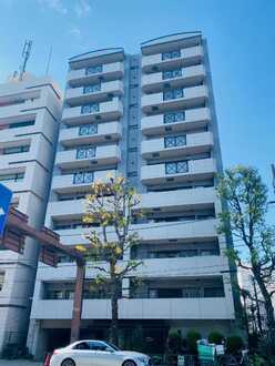 ファミール西麻布ベルファースの外観