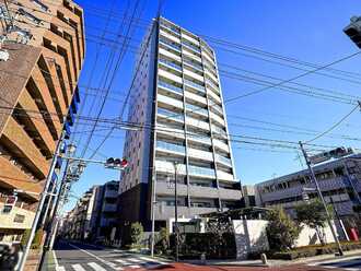 グローリオ武蔵関の外観