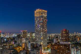 富久クロスコンフォートタワーの外観