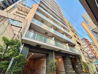 グランアビテ四谷三丁目ステーションフロントの外観