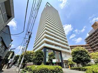 プラウドタワー石神井公園の外観