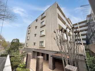 コスモヒルズ横浜WESTの外観