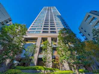 プレミストタワー白金高輪の外観