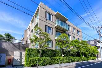 ディアナコート上原