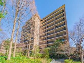 広尾ガーデンフォレストF棟の外観