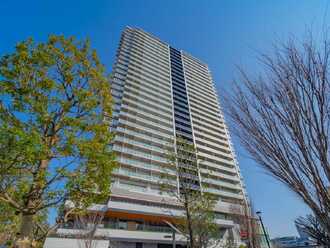 プラウドタワー平井の外観